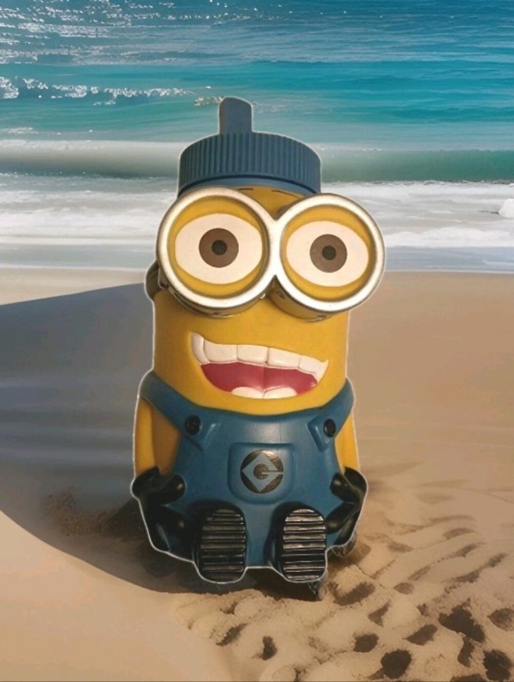 Universal Studios Despicable Me Minion Mayhem Souvenir Water Bottle
